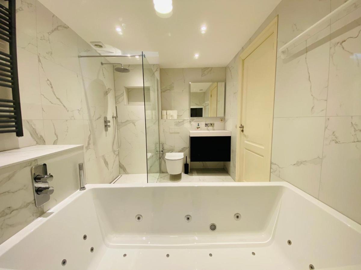 Luxury Historic House, 200 M2, In Centre Delft Apartment ภายนอก รูปภาพ